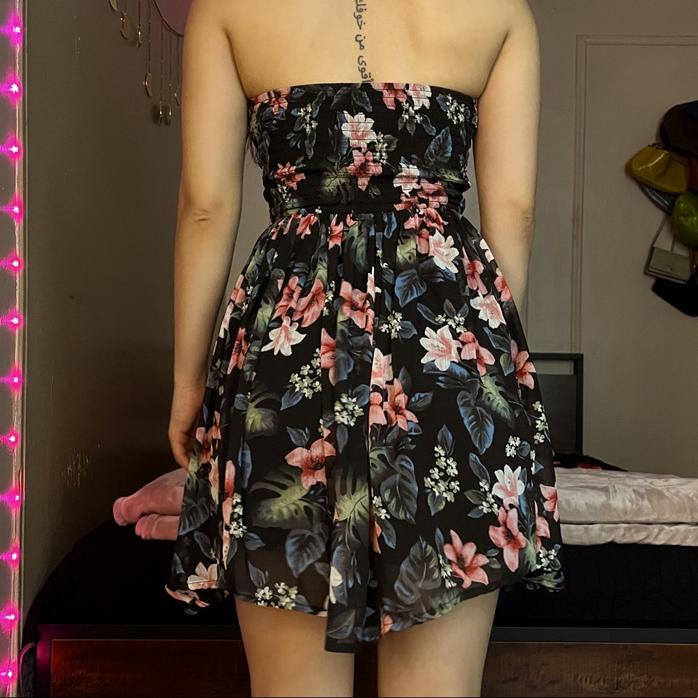 Hollister Sweet SummerDress - Picture 3 of 6
